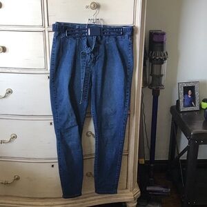 Guess Women's Relaxed Blue Jeans
